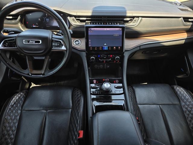 2022 Jeep Grand Cherokee Summit