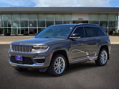2022 Jeep Grand Cherokee Summit