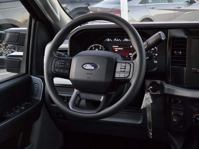 2027 Ford F-350SD XLT DRW