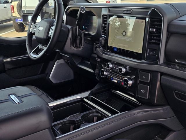 2026 Ford F-350SD Platinum DRW
