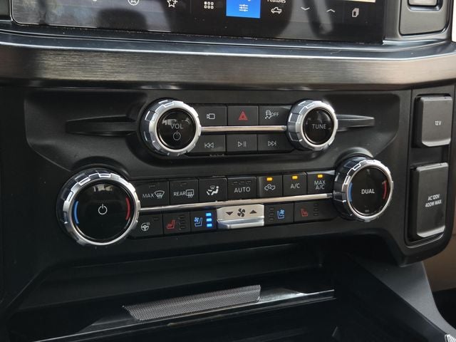 2025 Ford F-350SD Lariat DRW