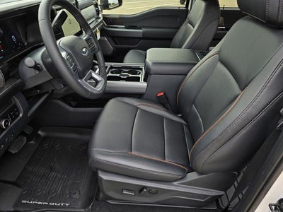 2026 Ford F-350SD Lariat DRW