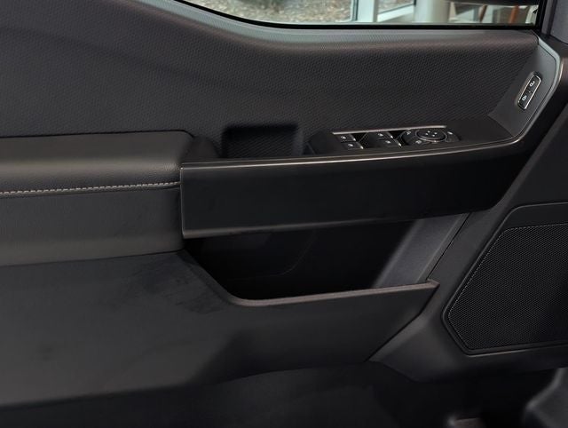 2025 Ford F-150 STX LOBO