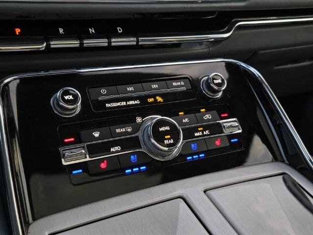 2024 Lincoln Navigator Black Label