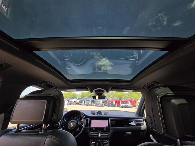 2023 Porsche Macan T