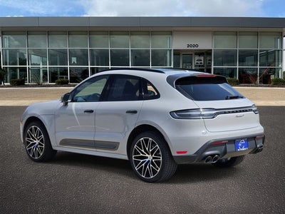 2023 Porsche Macan T