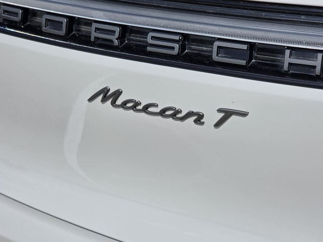 2023 Porsche Macan T